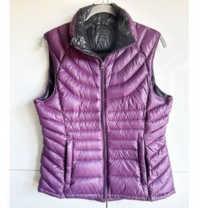Bernardo Packable Goose Down Vest Small Purple Plum Quilted Zip Front Pockets